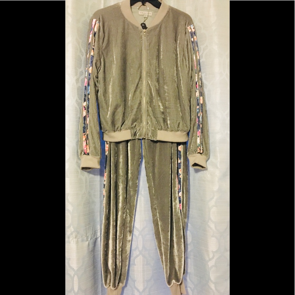 Grey Sweater Velour tracksuit by 36point5 size L out of Brooklyn NY